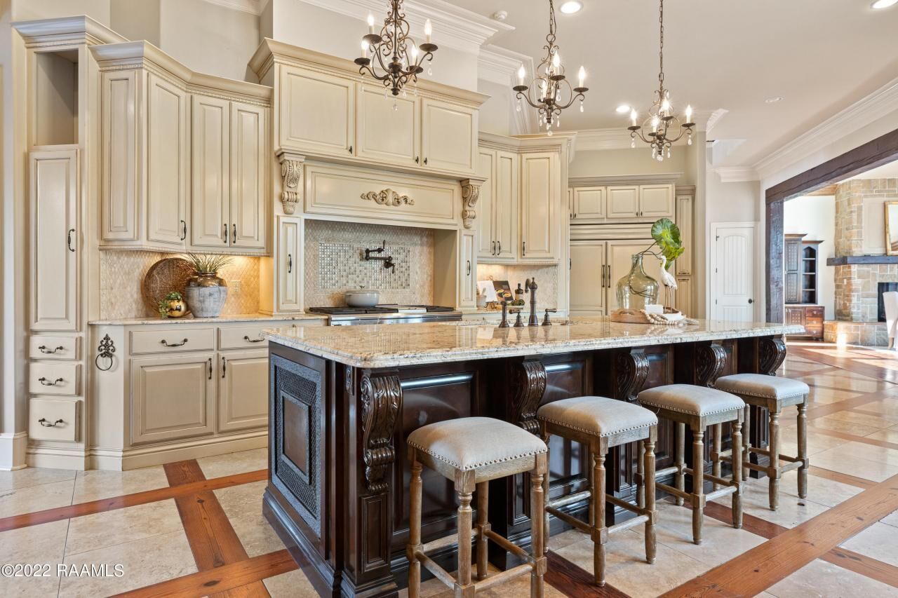 113GrandCypressCreek3.jpg
